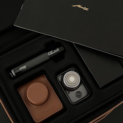 【德国METZ美兹】疯抢中！！下单即送皮包手提礼盒，单反剃须刀 全身防水 锋利刀片 无噪音迷你便携 商品图11