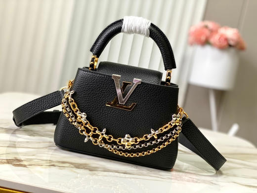 秋冬特惠💰1630 渠道级LV 新品 te级LV 动态芯片 M26814/M48865黑金光线链条款 商品图0