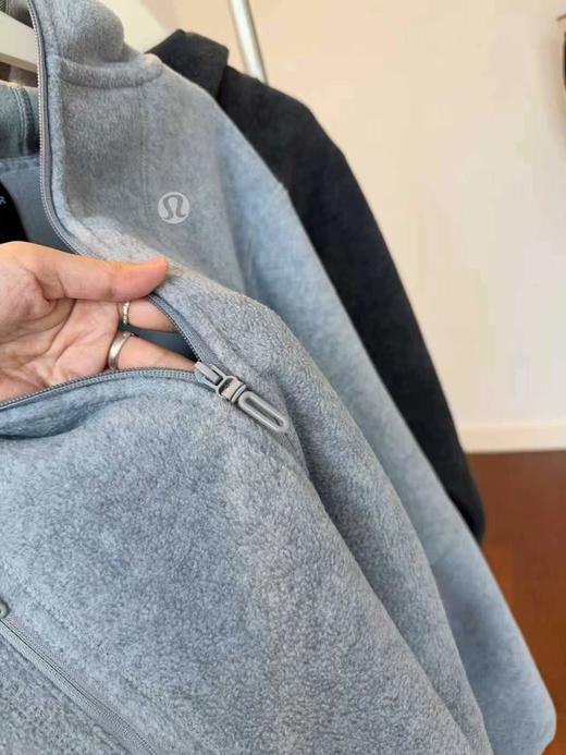 F010769冬季重磅双面摇粒绒立体裁剪加厚防风保暖连帽外套 商品图13