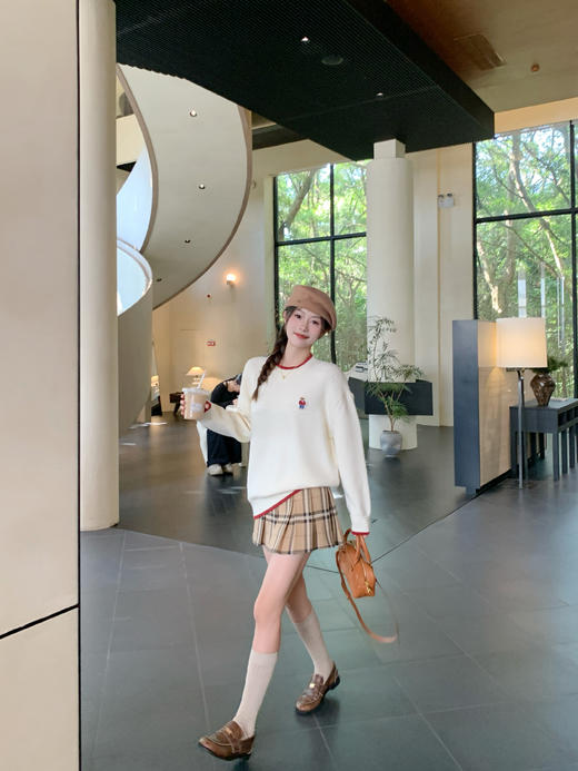 <曾小咸推荐>现货秒杀 ！微信超特价！小熊刺绣撞色边毛衣 日常179.99 立减90 秒杀89.99！！ 商品图11