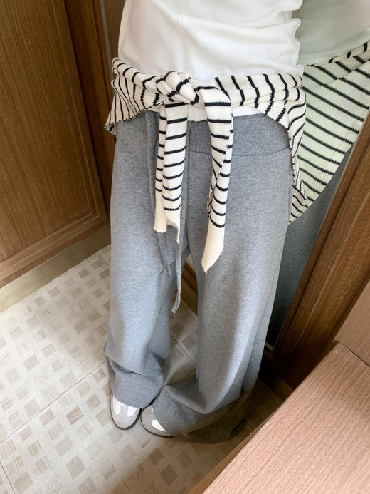 <曾小咸推荐>现货秒杀 ！微信超特价！韩系简约打底t恤 日常109.99 立减50 秒杀59.99！！ 休闲裤 秒杀79.99！！ 商品图7