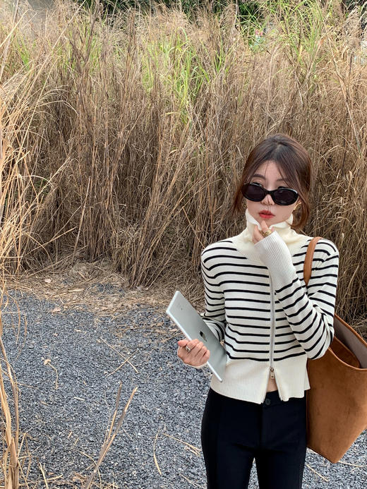 <曾小咸推荐>现货秒杀 ！微信超特价！2色大翻领拉链毛衣 日常159.99 立减70 秒杀89.99！！微喇叭西装裤 秒杀89.99！！ 商品图10