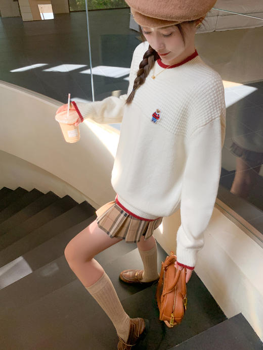 <曾小咸推荐>现货秒杀 ！微信超特价！小熊刺绣撞色边毛衣 日常179.99 立减90 秒杀89.99！！ 商品图9