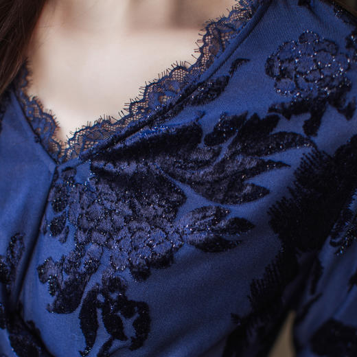 【林栖设计小店】【林栖推荐】2026春季新品藏蓝色提花蕾丝长袖复古上衣N1961363 商品图7