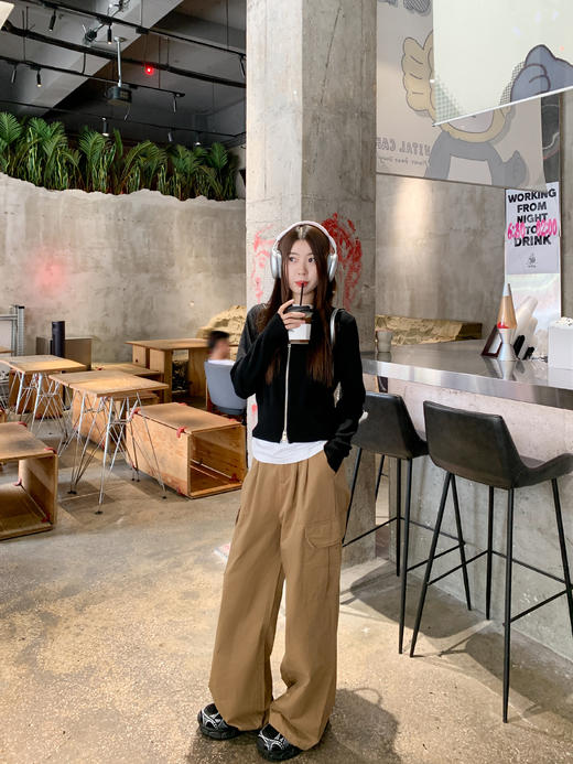 <曾小咸推荐>现货秒杀 ！微信超特价！2色大翻领拉链毛衣 日常159.99 立减70 秒杀89.99！！微喇叭西装裤 秒杀89.99！！ 商品图11