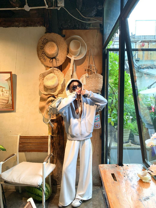 <曾小咸推荐>现货秒杀 ！微信超特价！韩系连帽卫衣外套 日常199.99 立减100 秒杀99.99！！ 商品图6