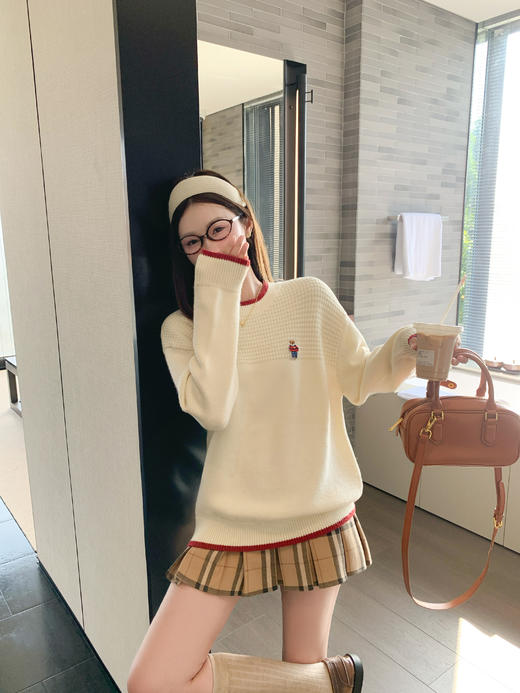 <曾小咸推荐>现货秒杀 ！微信超特价！小熊刺绣撞色边毛衣 日常179.99 立减90 秒杀89.99！！ 商品图5