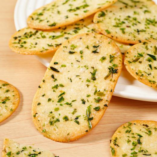 🔥囤年货啦~升级礼盒装❗❗19.9💰抢整箱【海苔薄脆饼干手提礼盒】，薄脆上头，浓郁海苔香，咸香适宜，必须按头安利给你们🤤 商品图4