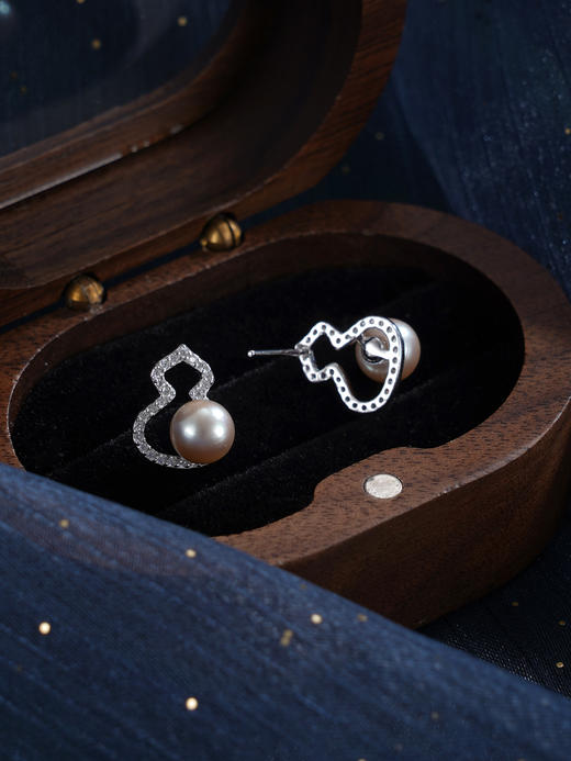子佩集【纳福之喜】银S925珍珠惜王妃耳钉【MZEH005】6.5mm珠葫芦灰珠2601 商品图5