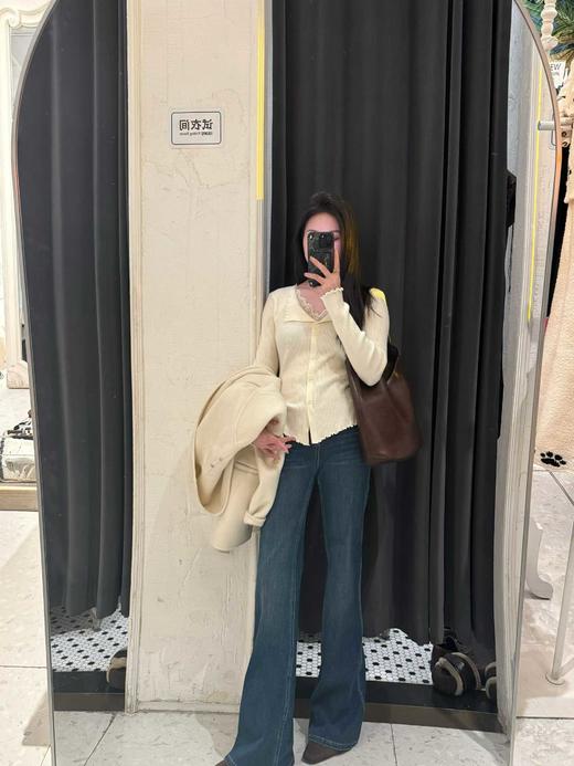 【门店同款】ENJOY冬季“暖冬软糖”温柔蕾丝拼接上衣 167743519 商品图1