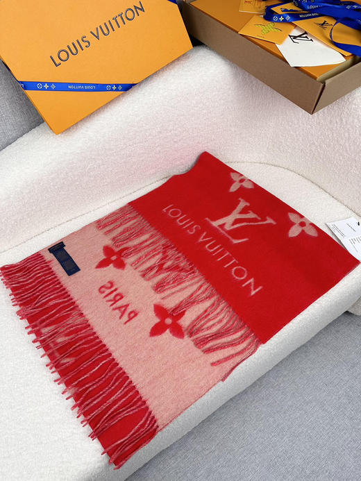 秋冬特惠💰240 LV围巾 霍思燕同款披肩围巾两用！ 商品图5