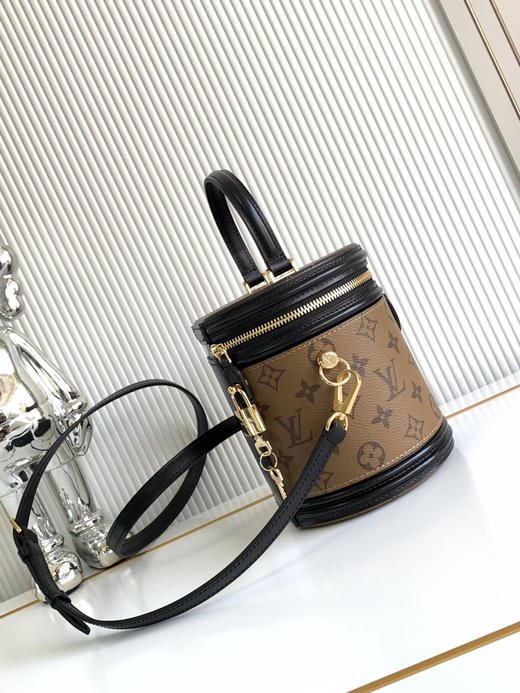 秋冬特惠💰1280 渠道级LV【全钢五金 MB163c01变码芯片】te级LV 全套包装 M43986黄花 VANITY 手袋 商品图1