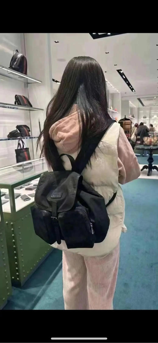 Gucci 黑色 尼龙 降落伞 双肩包 商品图3