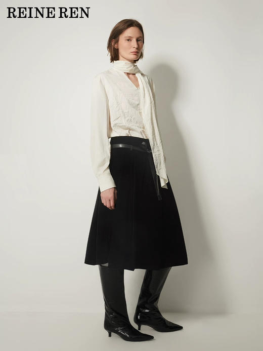 围巾领褶皱衬衫 商品图0