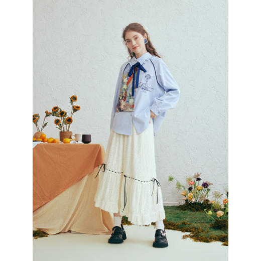 两三事梵高文艺冷寂烛光2026春季新款可拆领带印花拼接绣花衬衫女 商品图3