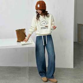  一条裤子过冬，加绒锁温，还巨显瘦！火了几年的”弯刀“牛仔裤！