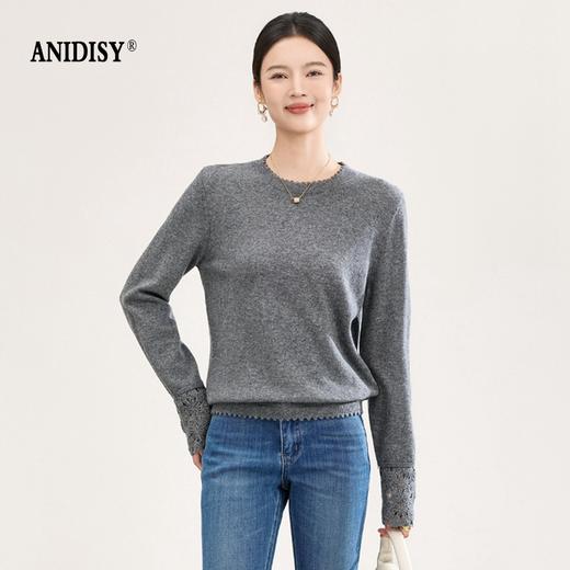 山羊绒手工镂空钩花芽边圆领长袖针织上衣 商品图3