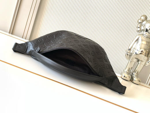 秋冬特惠💰1350 渠道级LV【全钢五金 MB163c01变码芯片】te级LV 全套包装 M44388 压花大号 此款 Discovery 腰包 商品图7