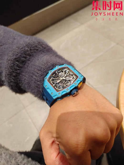 RM理查德米勒RM35-03系列 NTPT碳纤维壳 已发布5款产品 男士腕表 采用定制一体机 正面可看到摆轮摆动 纤薄壳套13.5mm 商品图6