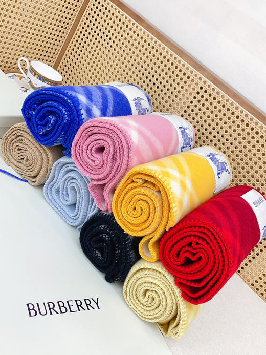 秋冬特惠💰300 巴宝莉围巾 低调的奢侈感 柔美精英高手级别的时髦感围巾 商品图2