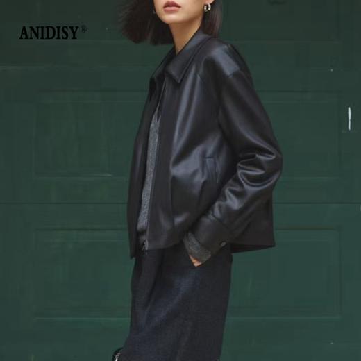 2026春时尚精致翻领长袖拉链修身短外套 商品图2