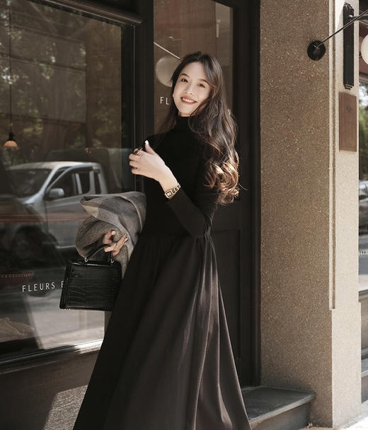 美洋同款王炸小黑裙慵懒神秘拉绒百搭气场连衣裙 商品图2