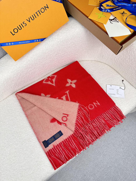 秋冬特惠💰240 LV围巾 霍思燕同款披肩围巾两用！ 商品图4