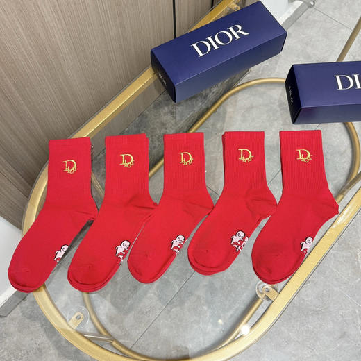 秋冬特惠💰130【一盒五双】迪家袜子 红红火火过年袜 字母男女款刺绣高筒袜子 商品图5