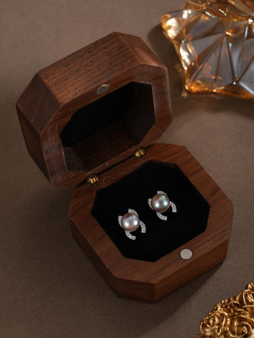 子佩集【可可佳人】银S925珍珠惜王妃耳钉【MZEH003】6.5mm珠双C灰绿珠2601 商品图7