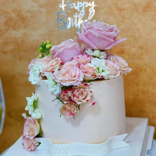 氛围感鲜花蛋糕（翻糖提前1天预定；鲜花根据当天花材搭配 ） 商品图1