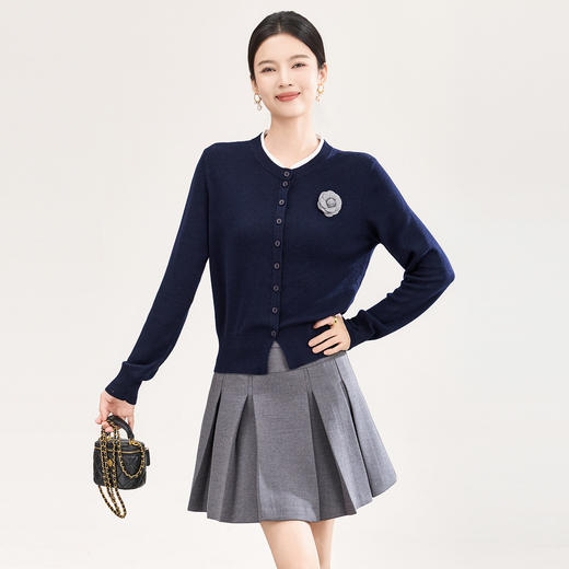 「高货wl」全新升级【铂金会员220/天猫299/差价79】(93830)洛诗琳绢丝羊毛针织衫2026春季新款知性立体玫瑰花朵开衫 商品图2