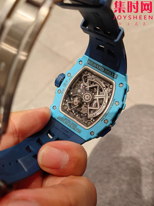 RM理查德米勒RM35-03系列 NTPT碳纤维壳 已发布5款产品 男士腕表 采用定制一体机 正面可看到摆轮摆动 纤薄壳套13.5mm 商品图3