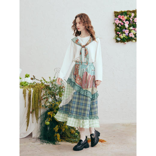 两三事 春野森会 2026春季新款小清新拼布印花荷叶边半身裙 商品图1