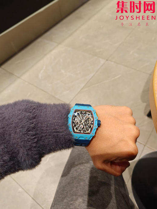 RM理查德米勒RM35-03系列 NTPT碳纤维壳 已发布5款产品 男士腕表 采用定制一体机 正面可看到摆轮摆动 纤薄壳套13.5mm 商品图5