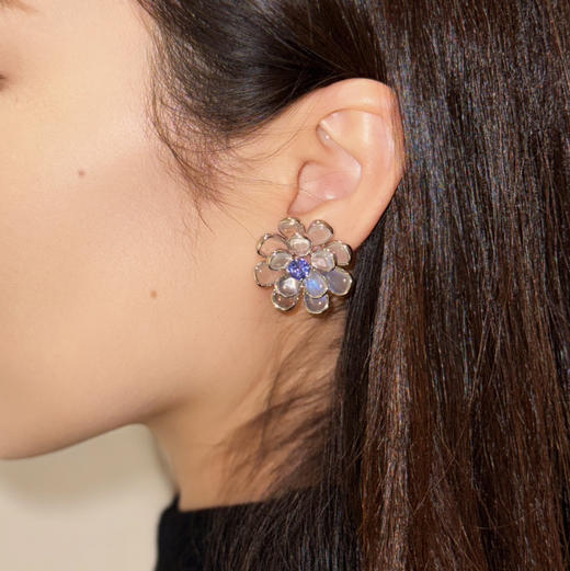 BY EVITA系列 花语 18K镶月光石和坦桑石 耳钉 商品图2