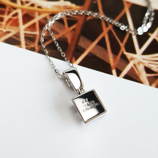 老庙AU750白金经典时尚0.149克拉钻石吊坠项链 链长：45CM（长度可调节）301225AK12 商品图6