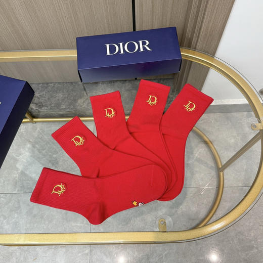 秋冬特惠💰130【一盒五双】迪家袜子 红红火火过年袜 字母男女款刺绣高筒袜子 商品图3