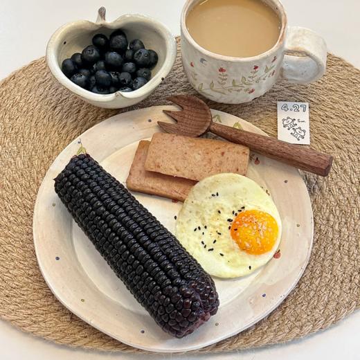 ☀️早餐伴侣【黑糯糯·熟玉米】整根大玉米穗🌽肉质紧实，黏黏糯糯超香甜🌱口感黏糯，不老不干，肉质紧实超满足 商品图0