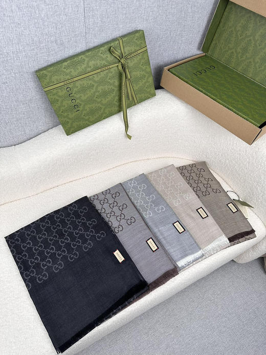 秋冬特惠💰350 古驰围巾 【四季双娇！GG双面中等薄款真丝羊毛围巾！！】 商品图1