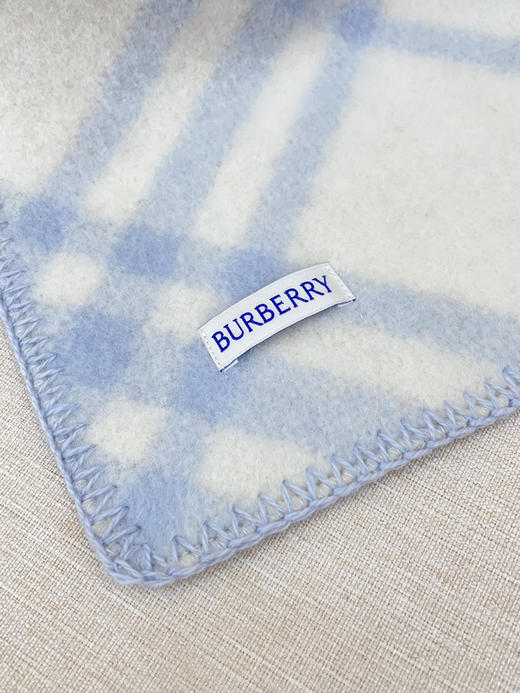 秋冬特惠💰300 巴宝莉围巾 低调的奢侈感 柔美精英高手级别的时髦感围巾 商品图8