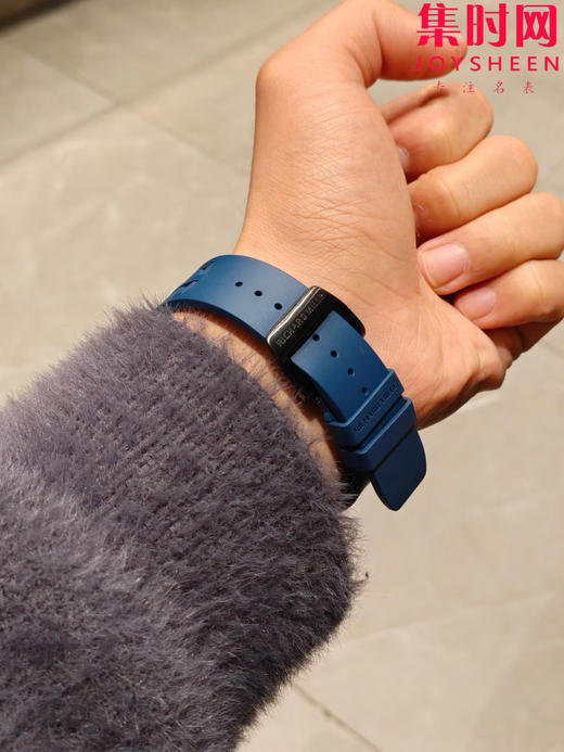 RM理查德米勒RM35-03系列 NTPT碳纤维壳 已发布5款产品 男士腕表 采用定制一体机 正面可看到摆轮摆动 纤薄壳套13.5mm 商品图8