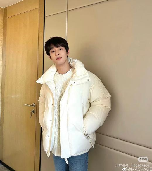 一店d 迈凯奇第三款羽绒服福利 ❗️之前收过的都懂我们的品质 不多说了 这次安排的轻云朵系列
说实话我给你们的真的价格有点狠 毕竟之前出厂六七百的东西哦 商品图3