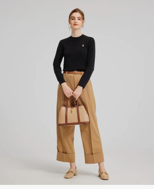 【秒杀】【秋冬季女装针织衫】面料柔软舒适，小众设计剪裁！ 商品图3