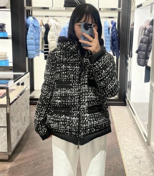 一店k（工厂年底周转资金 福利价！） 羽皇级别！90%鹅绒！ 降温本命羽绒服 穿上就是氛围感女生 超多明星都在穿  litte长款/Maire短款/粗花呢鹅绒服 商品图12