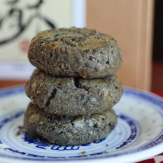 【黑芝麻核桃酥礼盒】新鲜手作美食 传统桃酥口感 多了浓郁黑芝麻酱的口感 商品图2