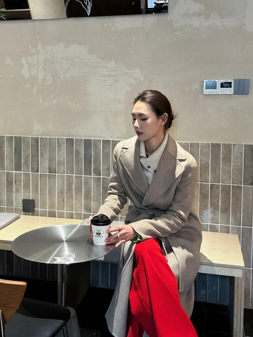 【高级定制】噢蜜ooomeooo纯羊绒翻领手工大衣 商品图3