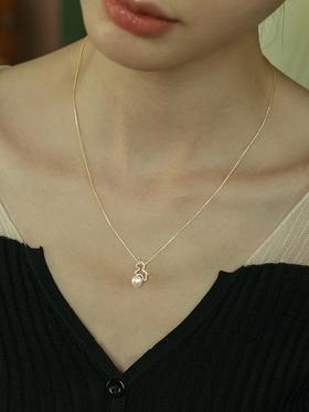 Oflye潮流饰品  S925银淡水珍珠小马项链女新款本命年生肖马吊坠锁骨链高级感配饰