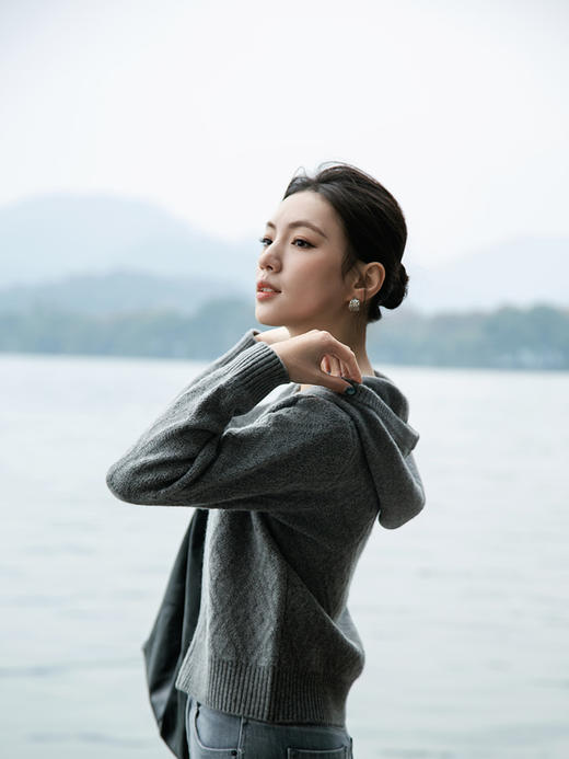 【山羊绒开衫外套】羊绒世家秋冬新品女士100%山羊绒连帽针织外套 商品图2