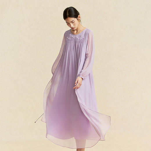 【林栖设计小店】手工绣花|桑蚕丝捏褶钉珠淡紫仙气2026春新款真丝连衣裙1961199 商品图7
