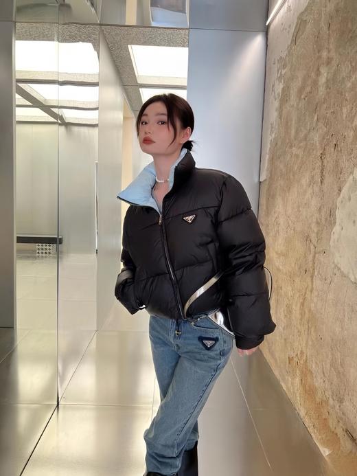普拉达 24Fw 三角标三格短款羽绒服（MT） 商品图1